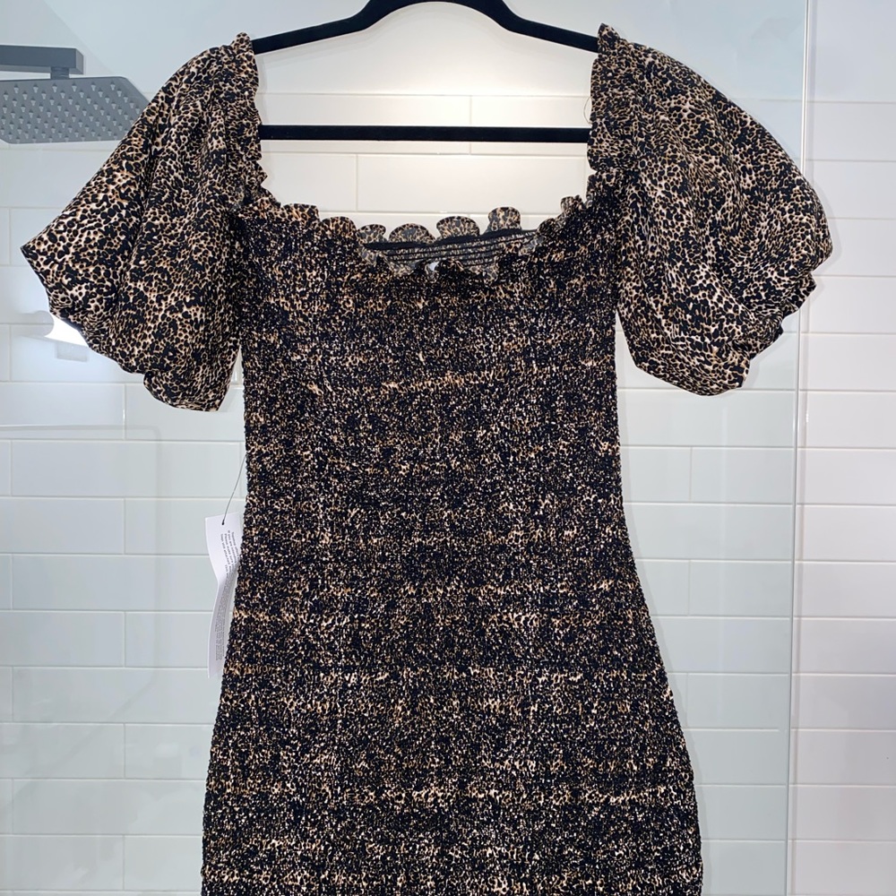 NWT Topshop fitted mini dress with puffed sleeves